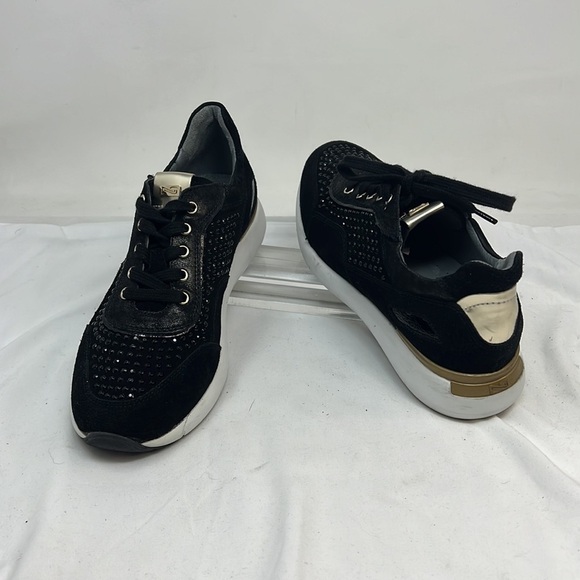 Nero Giardini Sz 38 Black Suede Crystal Embossed Athletic...